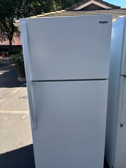 18cu whirlpool Refrigerator