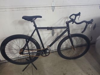 Fixed single speed bike