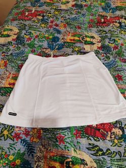 Women's L. Fila white skirt
