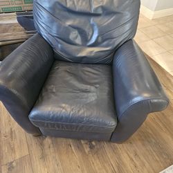 Natuzzi Leather Recliner 