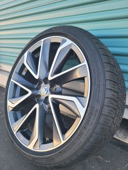 Used Rim Toyota Corolla 2022-2024 charcoal Machined only one