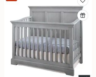 Baby Cache Ashe Gray 4 in 1 Full-Size Convertible Bed Frame  and Dresser