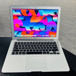 Apple MacBook Air 13” I5/4GB/128GB SSD $180