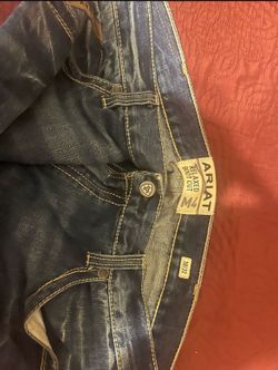 Ariat jeans size 38