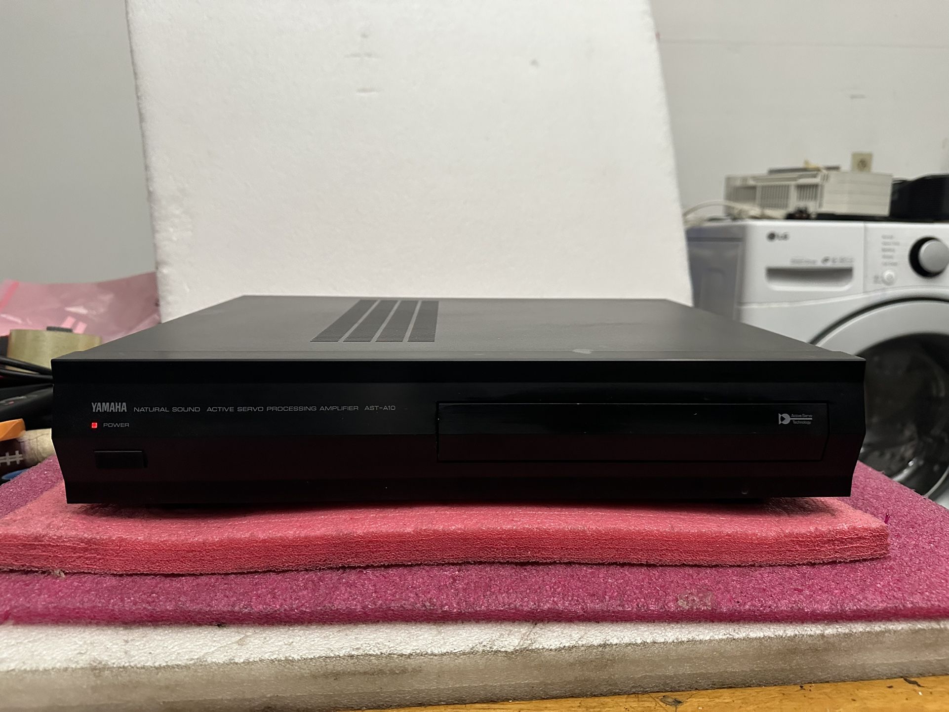 Yamaha AST-A10 Natural Sound Active Servo Processing Power Amplifier