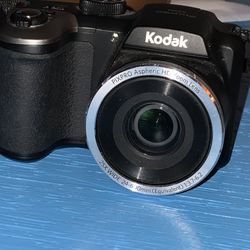 2 Camera Konica And Kodak