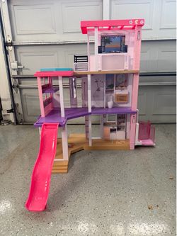 Barbie dream house