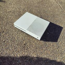 Xbox One S (Only for parts)