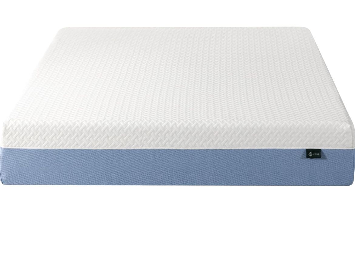 Zinus 10 Inch Memory Foam Queen Mattress