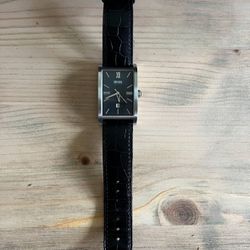HUGO BOSS watch with leather band