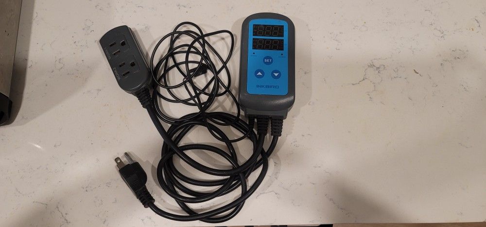 InkBird Plug and Play Humidity Controller or Dehumidifier