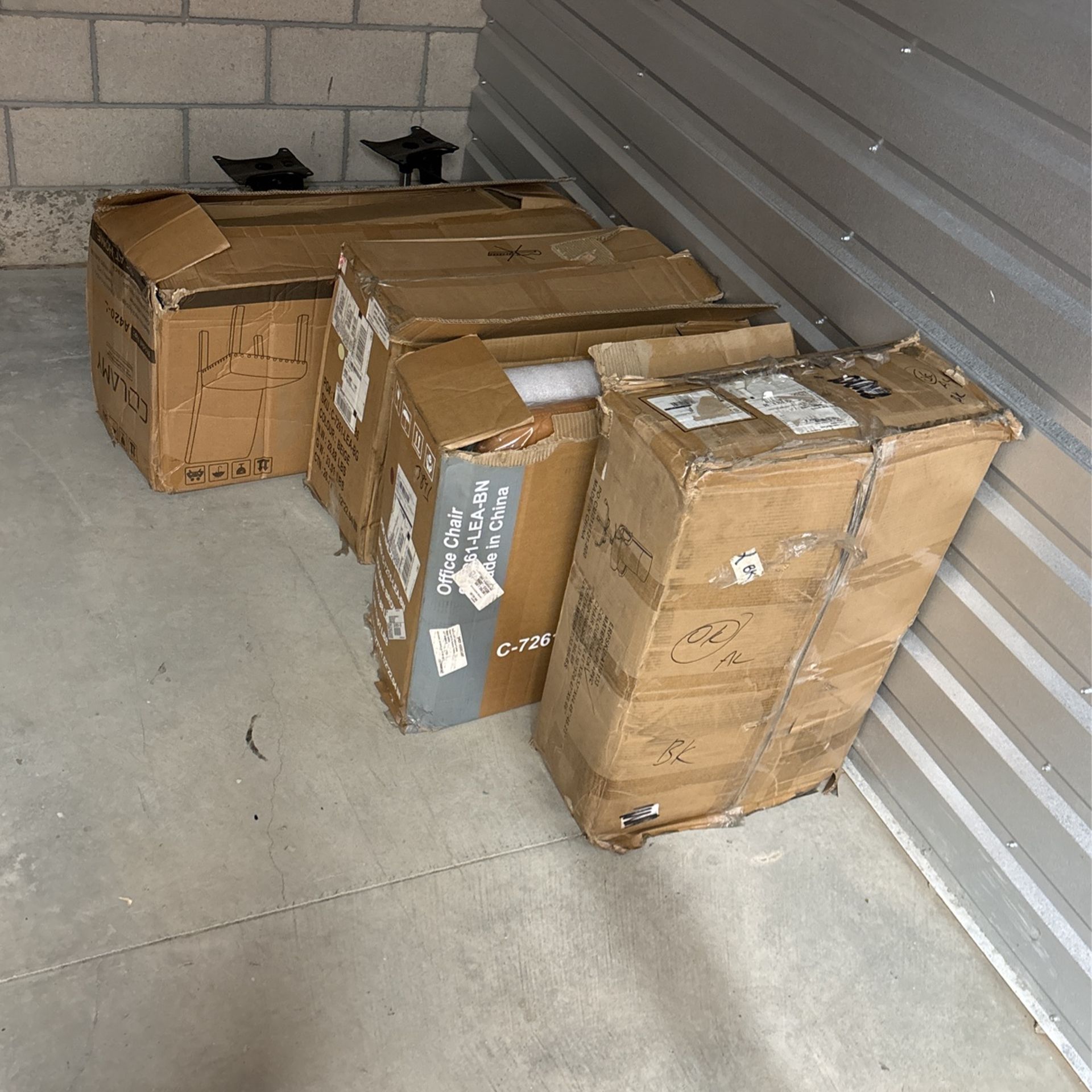5 Chair LOT 3 Office Chairs (1 Black, 1 Brown, 1 Beige) + 2 Colamy A420-L Sit At Home Brown Home Comfort Seat + Spare Parts!