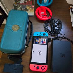 Nintendo Switch oled version Zelda case included