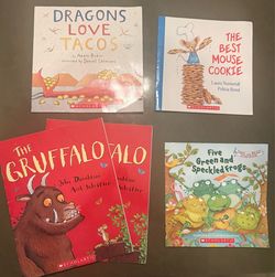 📚Scholastic Storybook Bundle – 5 Books 📚