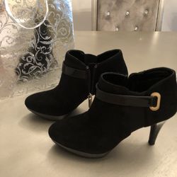 Beautiful Suede Booties