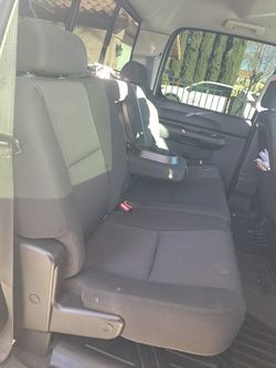 2010 Silverado, Back seat