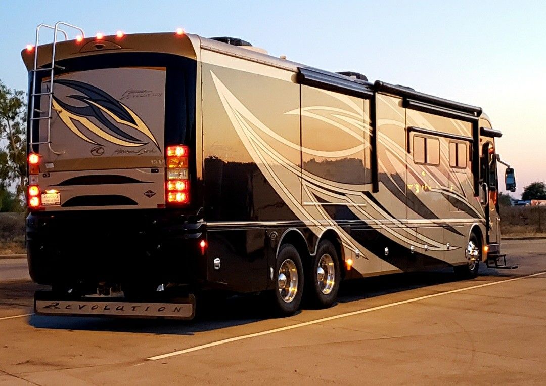 2011 Fleetwood American Revolution
