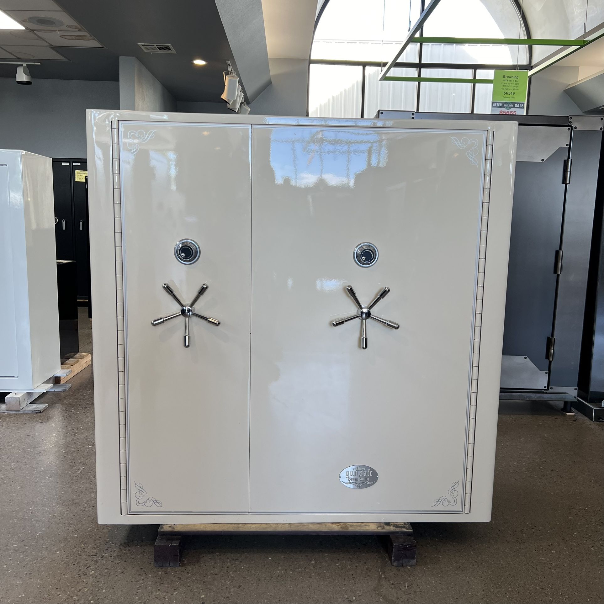 USED Visalia Double Door Custom Gun Safe