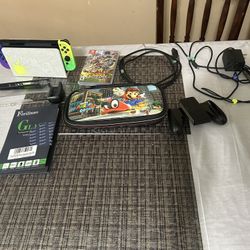 Nintendo Switch OLED Bundle (READ DESCRIPTION)