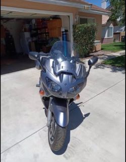2004 Yamaha FJR 1300