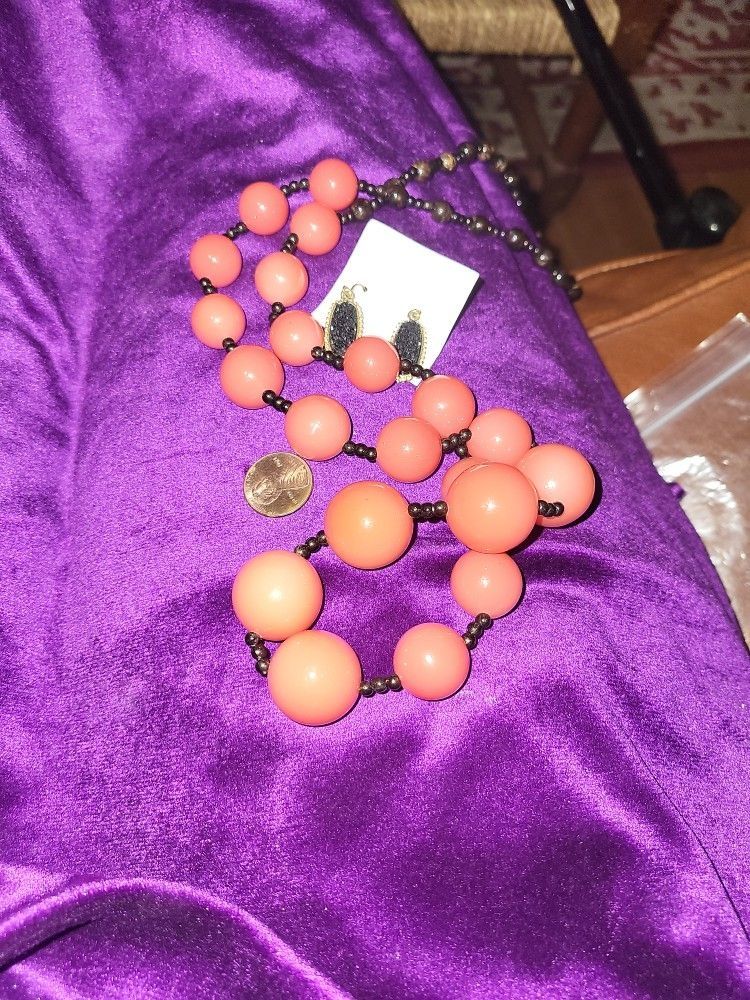 Gorgeous Glass Beads/earrings