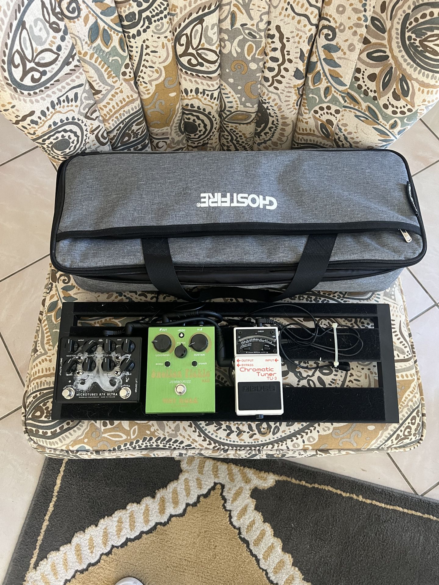 Bass Guitar Pedalboard With Case