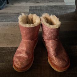 UGG BOOTS 