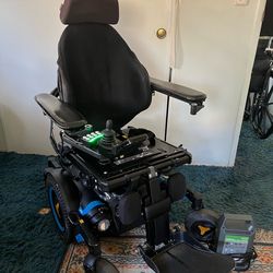 Electric wheelchair