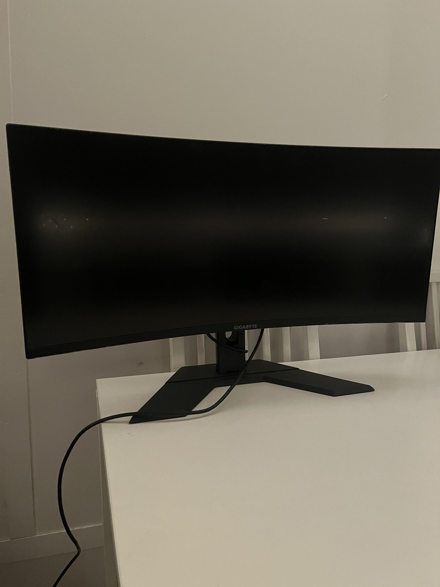 GIGABYTE G34WQC A 34" 144Hz Ultra-Wide Curved Gaming Monitor, 3440 x 1440