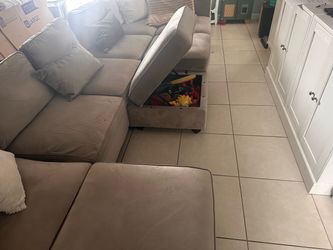 Modular couch