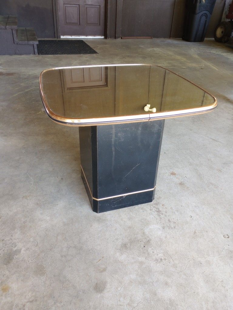 Vintage 80s Retro Mirror Side Table End Table Pillar 