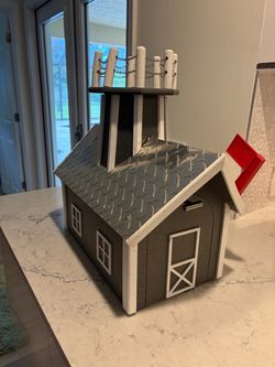 Mailbox lighthouse