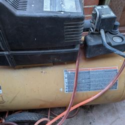 Craftsman compressor 5hp 30 gallon  single cylinder oil free