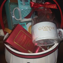 Christmas Gift Basket 