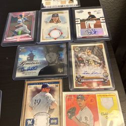 Lot of 8 Milwaukee Brewers Memorabilia, Auto ,Rookie Cards  