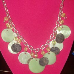 SIMPLY SIMPLE & CHARMING