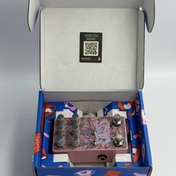 Old Blood Noise Endeavors Excess V2 Distoring Modulator Effect Pedal