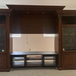 TV Entertainment Center $500