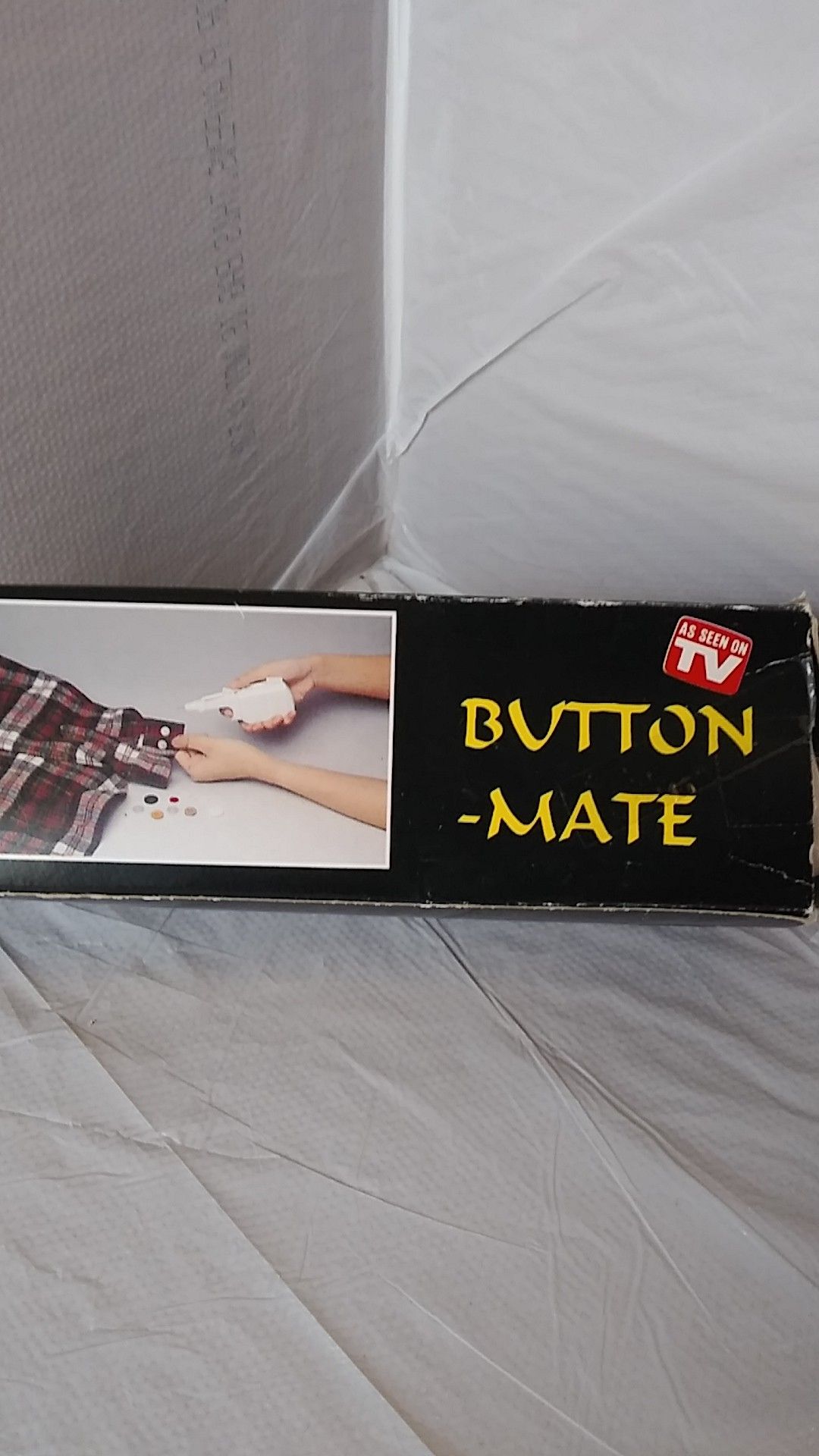 Button mate
