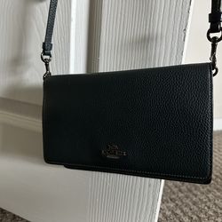 Coach Small Crossbody • Hunter Green