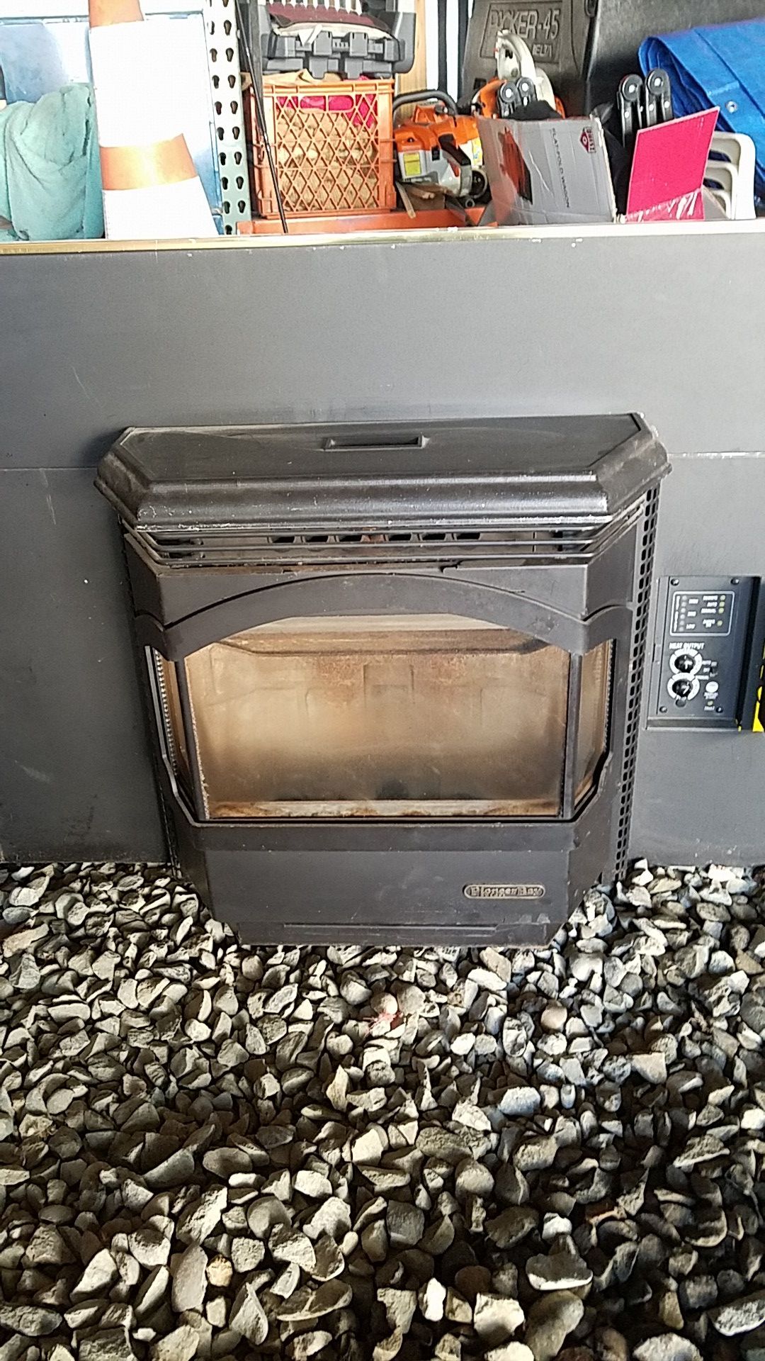 Lopi pioneer Bay pellet stove insert for Sale in Sumner, WA OfferUp