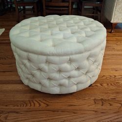 18x30 Inch Rolling Tufted Ottoman