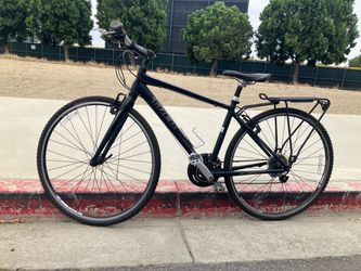 Trek 7.2 FX Hybrid Bike – 17.5” Medium Frame (Alpha Aluminum)