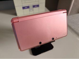 Pink 3DS (2011)