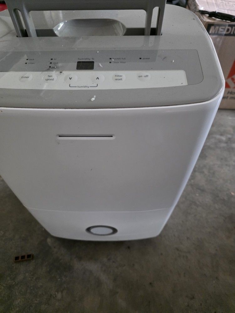 Dehumidifier