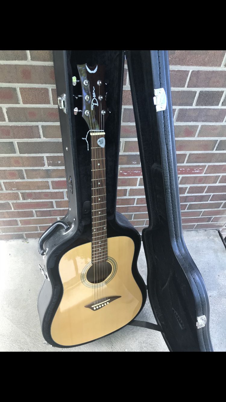 Acoustic Guitar with Hard Cover Case!