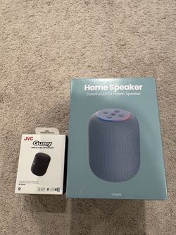 Wireless Speakers And Deal Worthy Item Locators Bundle NEW