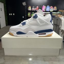 Jordan 4 SB Navy Sz 9