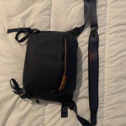 Peak Design 6L Sling Bag on Sale
