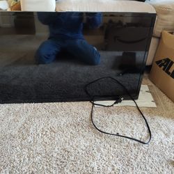 Insignia class F20 series 32''
